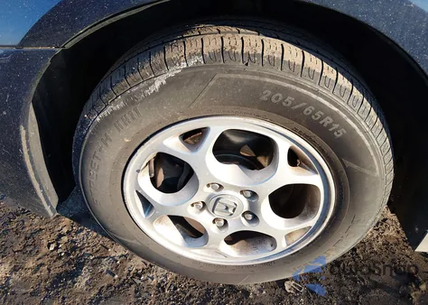 2004 Honda Accord 2.4 Lx z USA, uszkodzony, nr VIN 1HGCM56364A095987